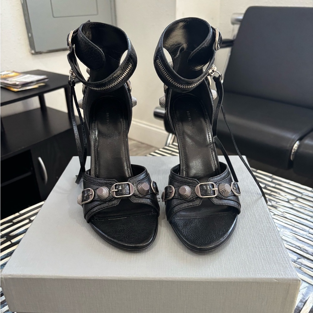 Authentic NIB Balenciaga Black Cagole Leather Women's Heels-Retails $1450 - Picture 2 of 9